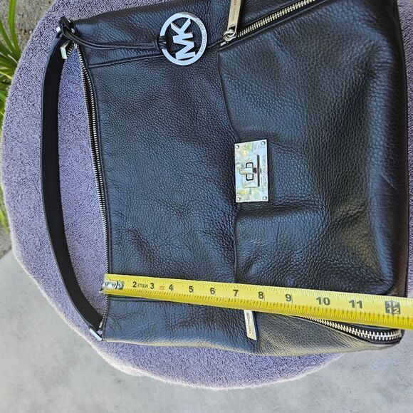 Michael kors shoulder bag - Picture 8 of 13